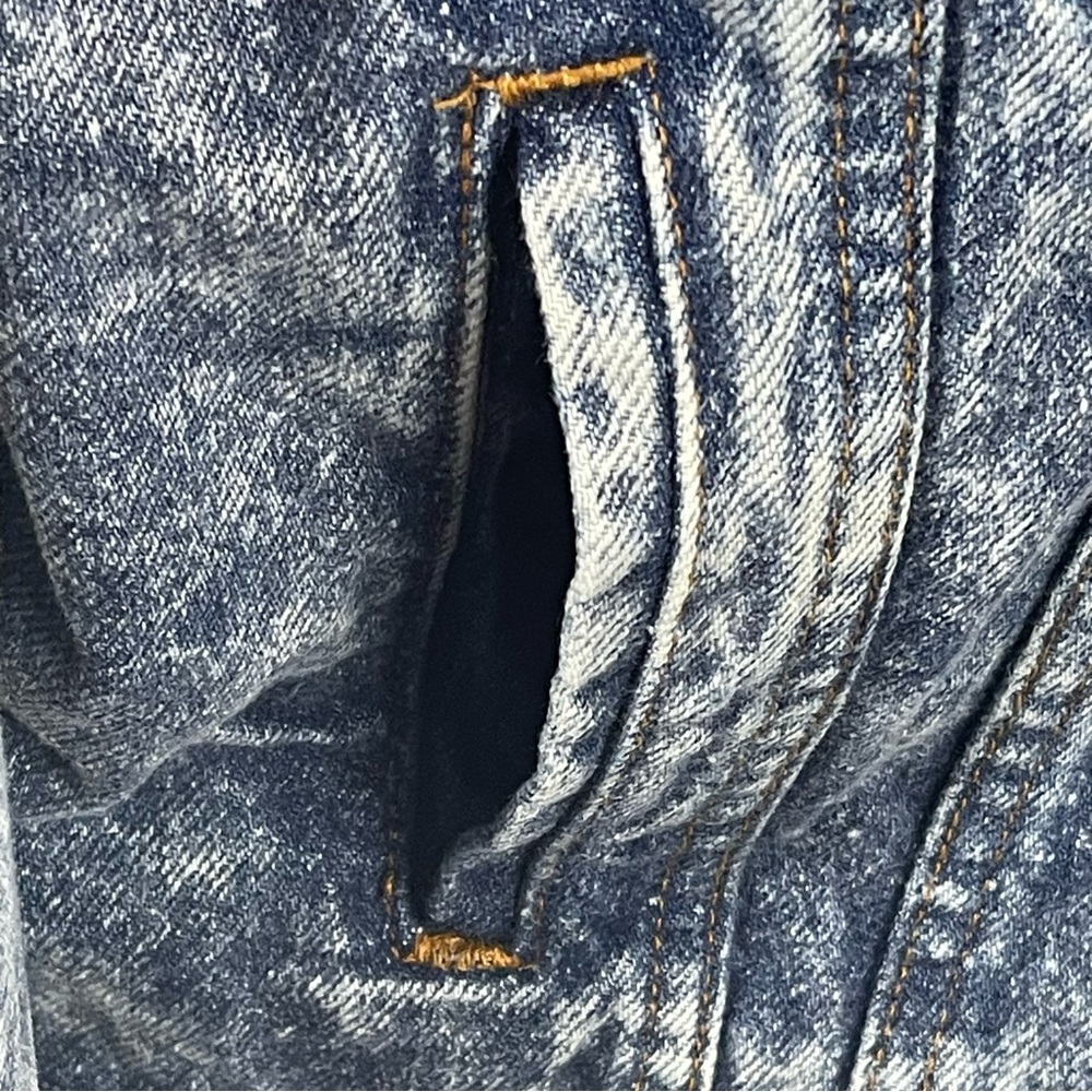 Vintage Men’s Acid Wash Denim Trucker Jacket M Union Pacific Resources 3D Letter - Picture 6 of 15